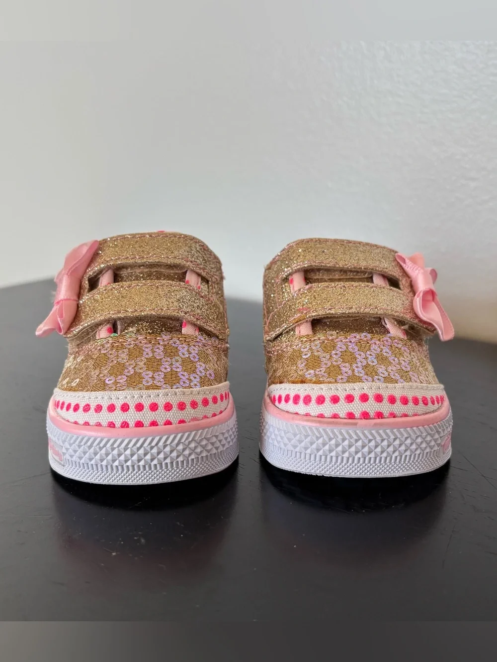 Skechers like new